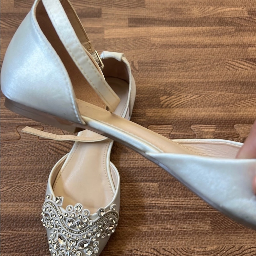 Handmade flats - Picture 3 of 3